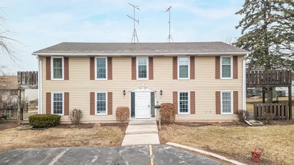 $105,000 | 3901 Country Place, Unit D, Sheboygan, WI 53081