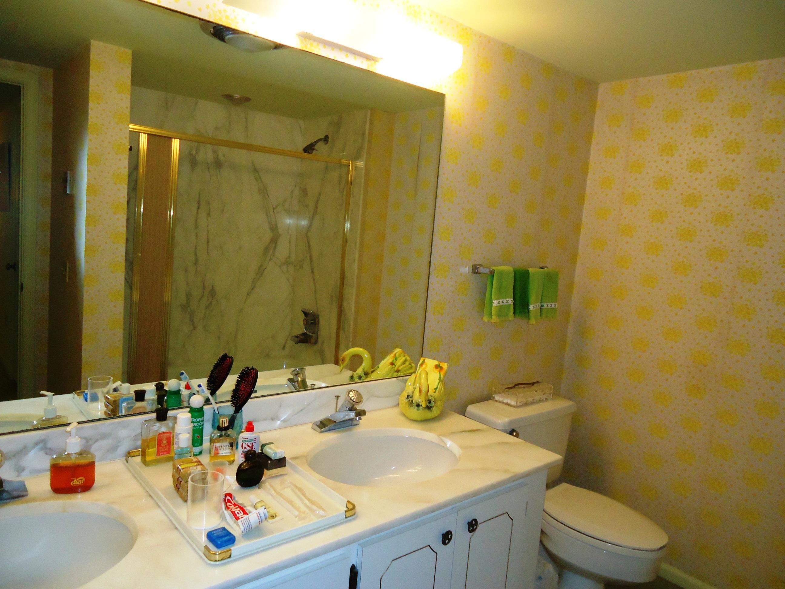 200 South Beach Road, Unit 303 Tequesta, FL 33469 - Photo 13 of 17 MASTER BATH