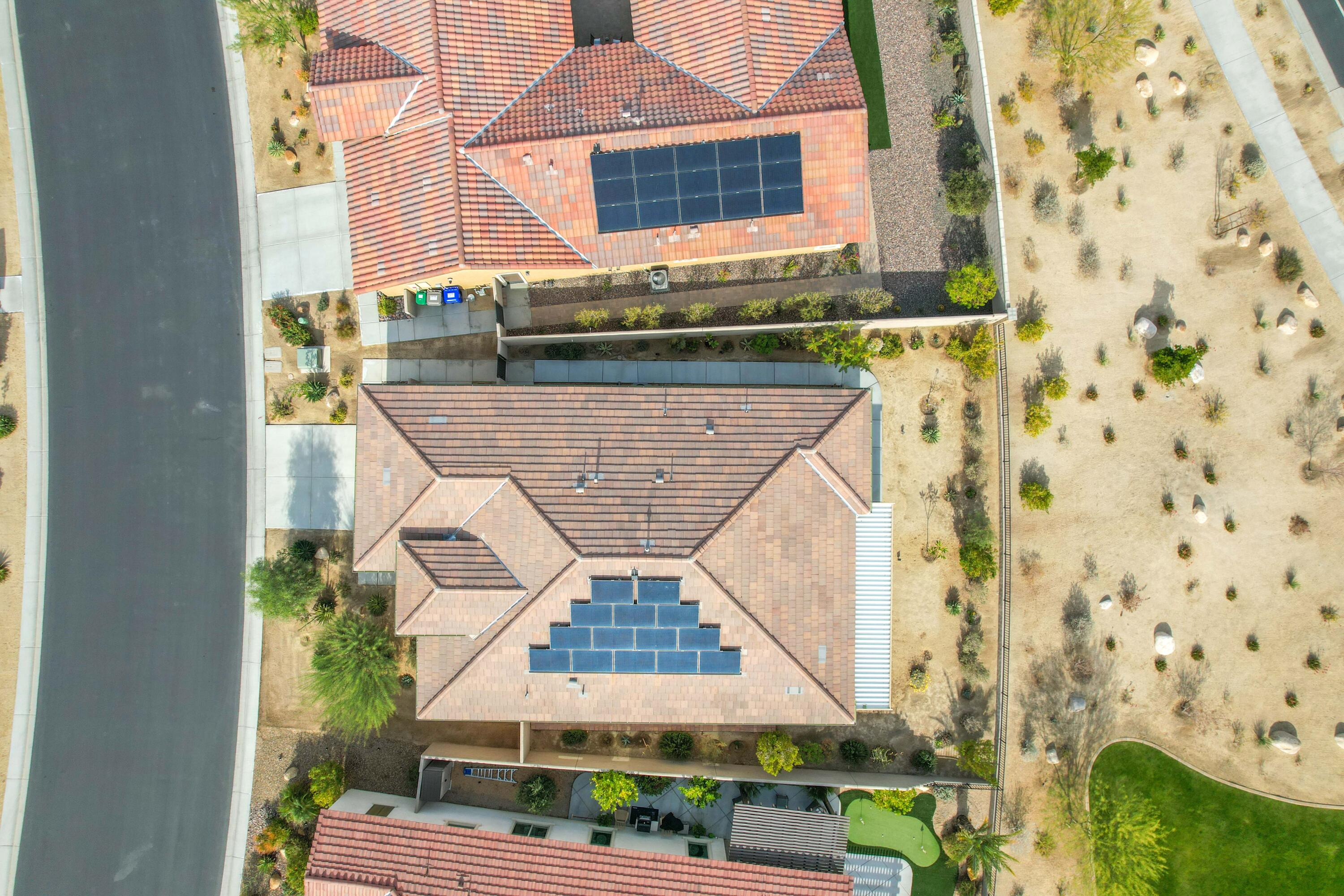 32 Cork Tree Rancho Mirage, CA 92270 - Photo 43 of 58 front view of a house with a street