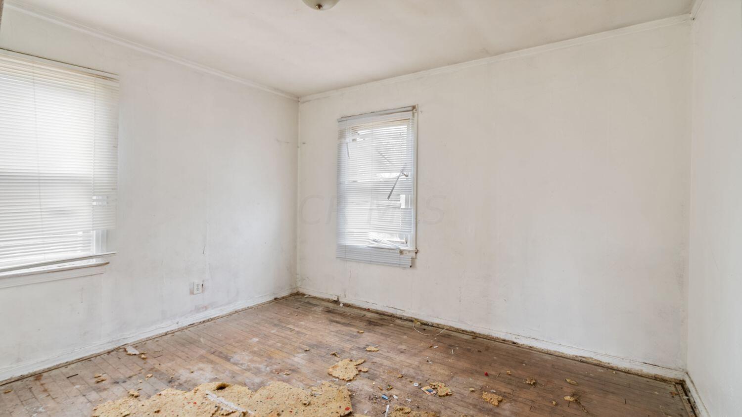 2356 Delbert Road Columbus, OH 43211 - Photo 8 of 20 2356 Delbert Road, Columbus-9