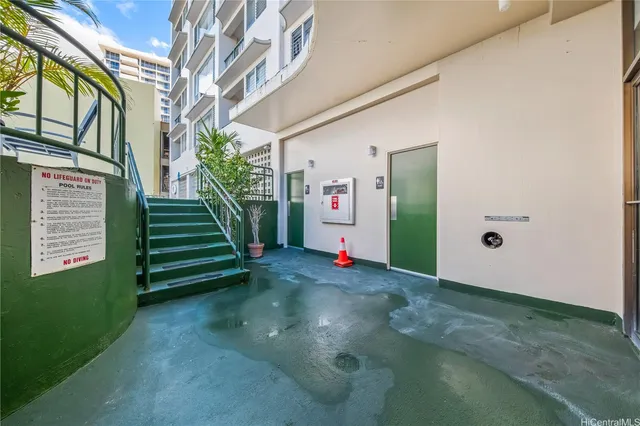 $265,000 | 747 Amana Street, Unit 1405, Honolulu, HI 96814