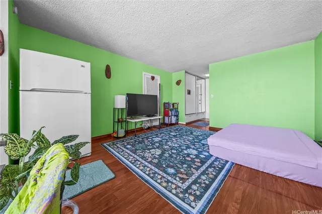 $265,000 | 747 Amana Street, Unit 1405, Honolulu, HI 96814