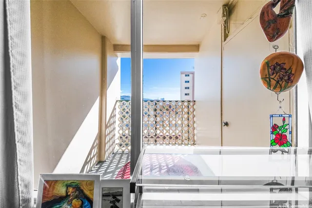 $265,000 | 747 Amana Street, Unit 1405, Honolulu, HI 96814