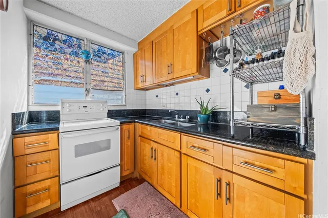 $265,000 | 747 Amana Street, Unit 1405, Honolulu, HI 96814