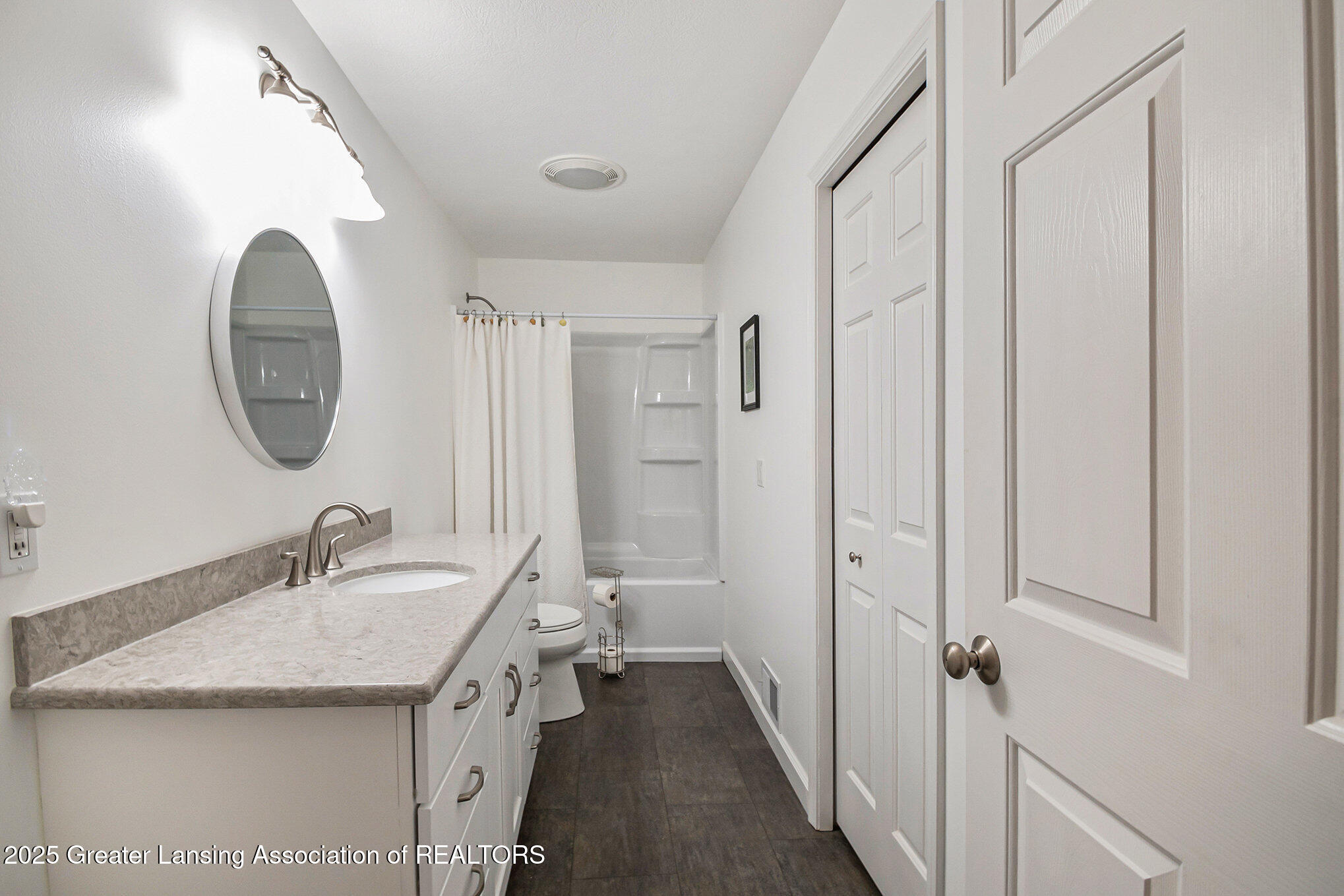 1021 Randy Lane St. Johns, MI 48879 - Photo 9 of 15 Bathroom