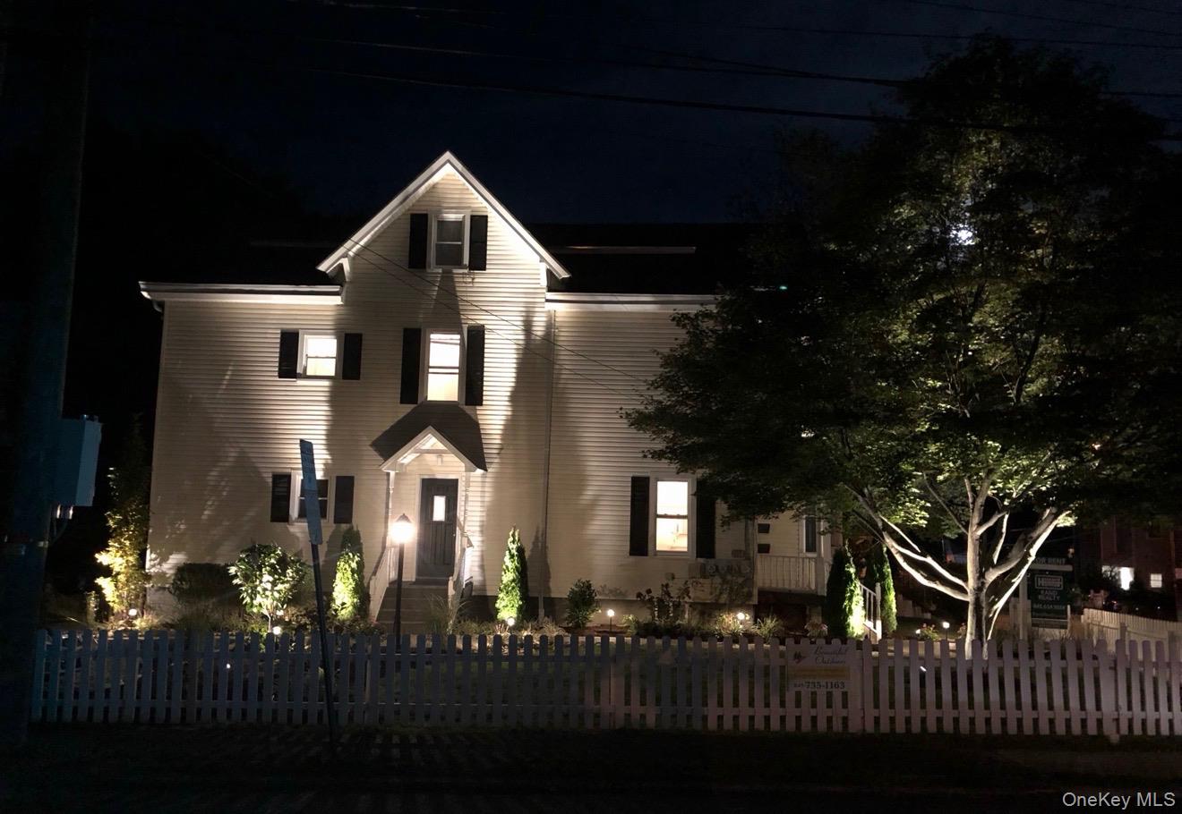 196 Depew Avenue, Unit 3 Nyack, NY 10960 - Photo 13 of 15 View of front of house featuring a fenced front yard