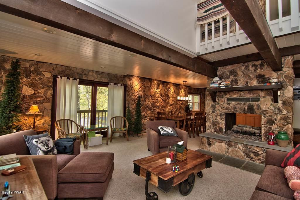 2025 Roamingwood Road Lake Ariel, PA 18436 - Photo 17 of 86