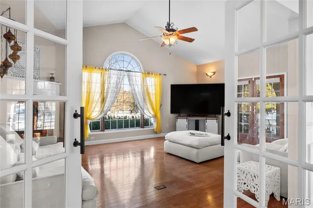 $570,000 | 882 Edward Street, St. Libory, IL 62282