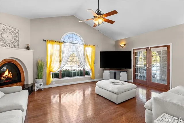 $570,000 | 882 Edward Street, St. Libory, IL 62282