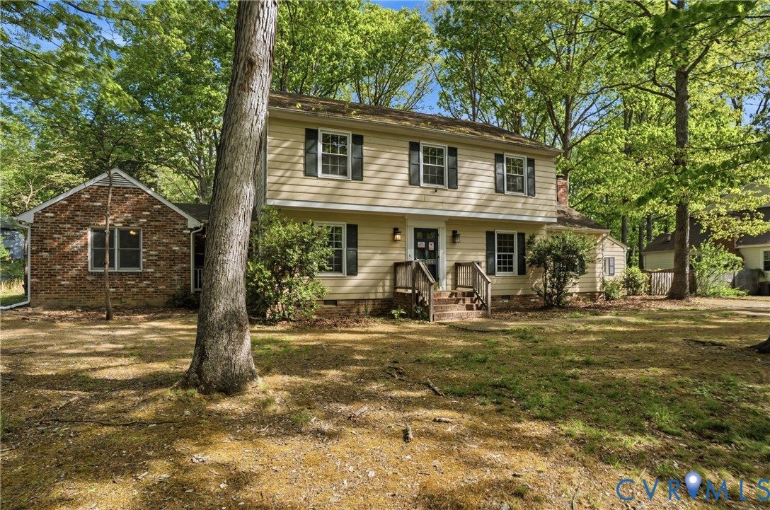 11840 Winfore Drive Midlothian, VA 23113 - Photo 2 of 59 a front view of a house with swimming pool having outdoor seating