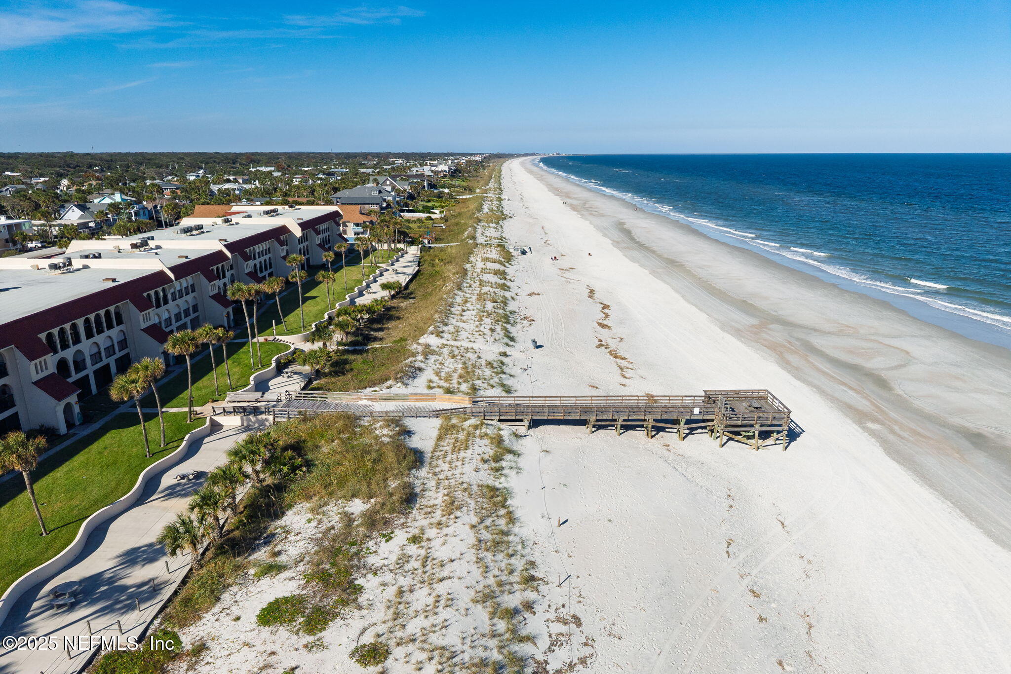 10 10th Street, Unit 2 Atlantic Beach, FL 32233 - Photo 5 of 43 a view of roof