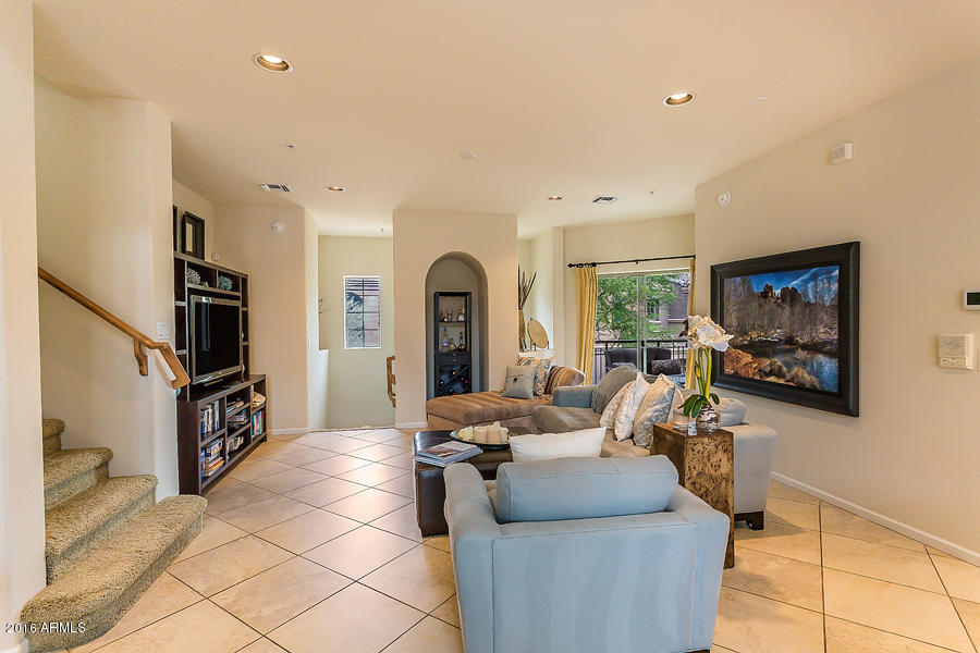 3935 East Rough Rider Road, Unit 1220 Phoenix, AZ 85050 - Photo 3 of 10 3935 E Rouch Rider Unit 1220-4