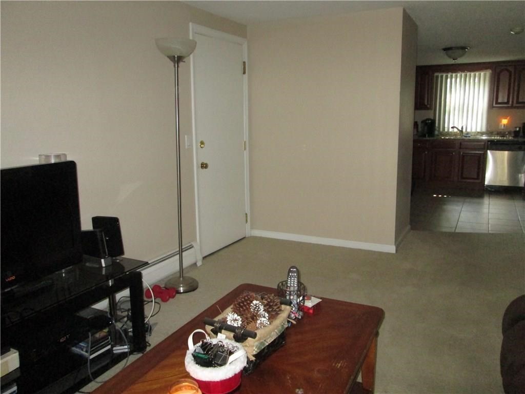 123 New River Road, Unit 4 Lincoln, RI 02838 - Photo 8 of 16 Gallery Image 8