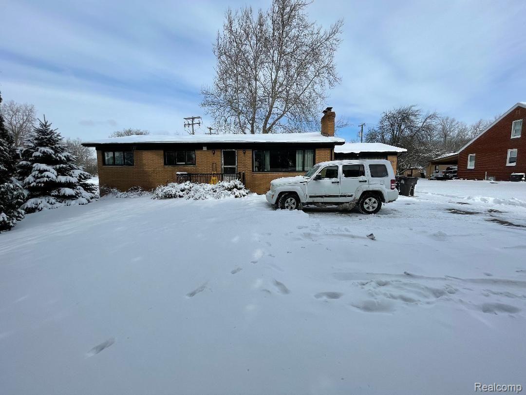 21876 Northline Road Taylor, MI 48180 - Photo 1 of 9 front pic.jpg