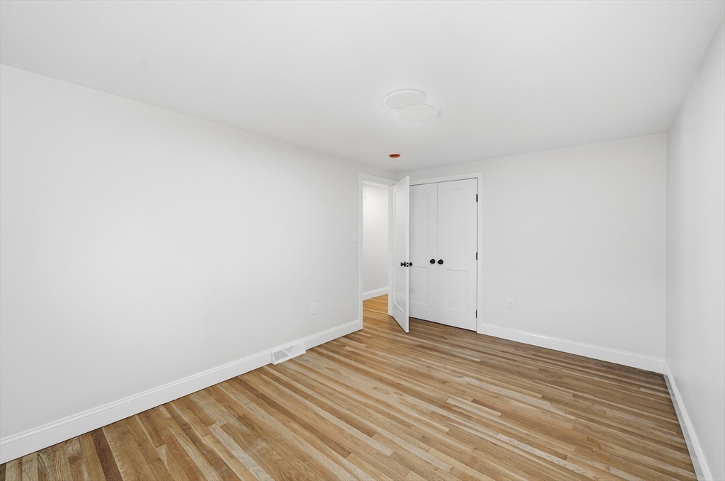 44 Wildbrook Road Billerica, MA 01821 - Photo 18 of 40