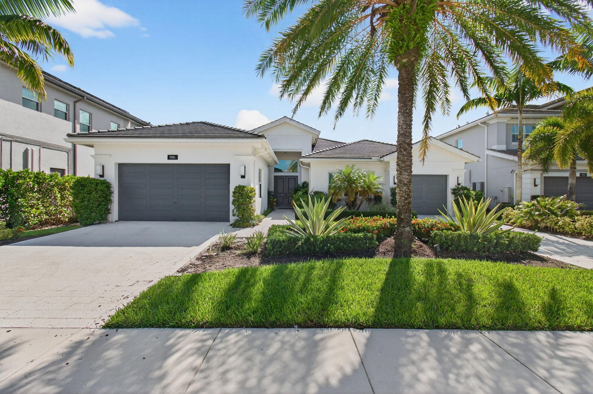 19886 Meadowside Lane Boca Raton, FL 33498 - Photo 3 of 84 5-web-or-mls-092_DSC_1571