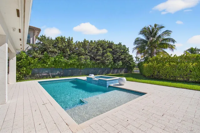 $12,800 | 19886 Meadowside Lane, Boca Raton, FL 33498