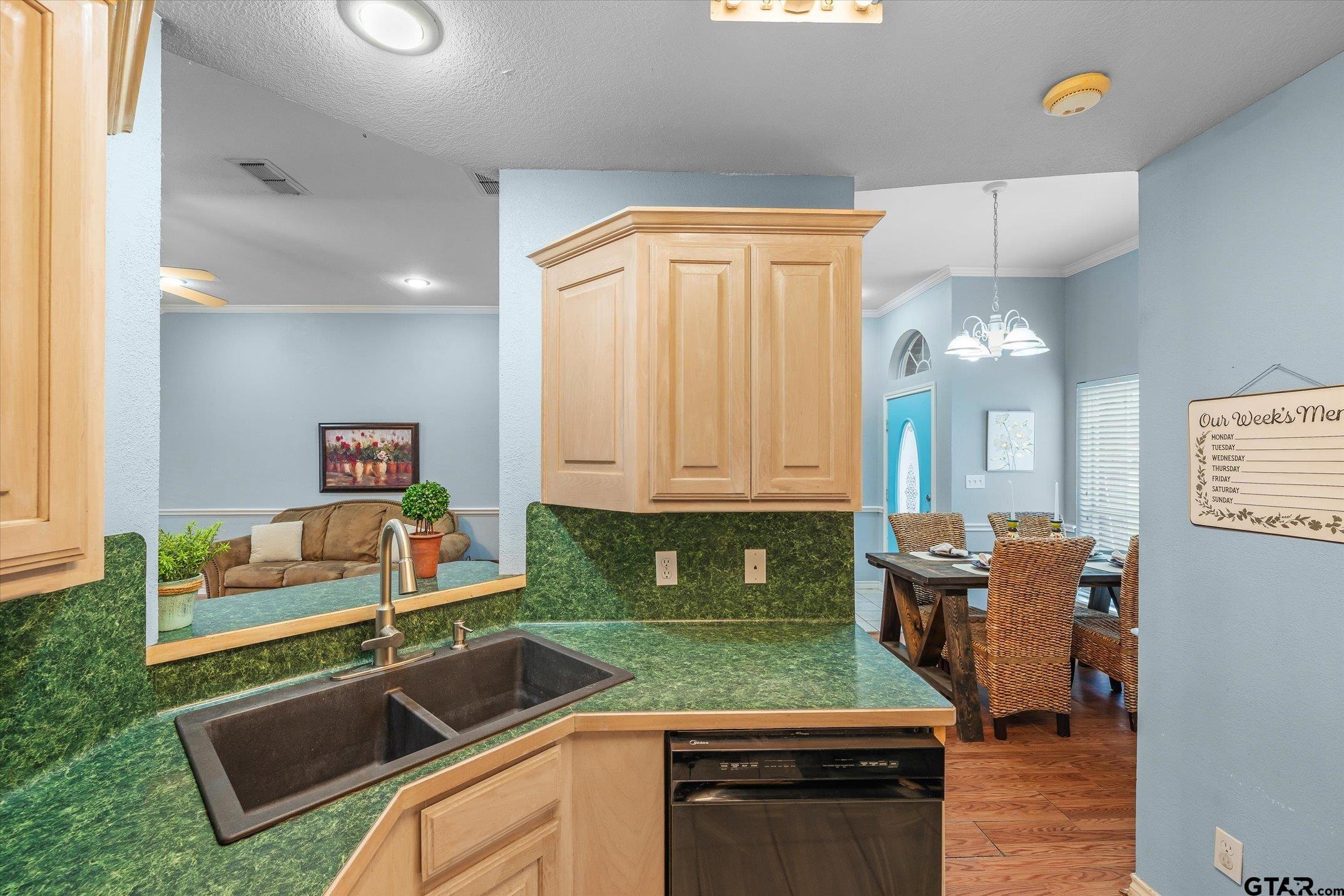 560 Washington Street Van, TX 75790 - Photo 15 of 29