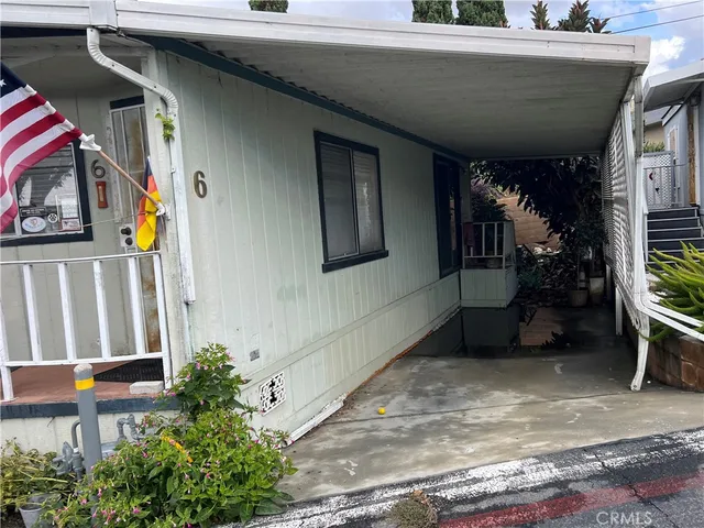 a view of outdoor space