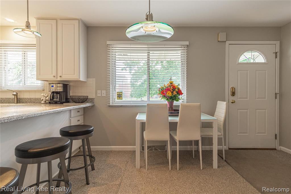 1088 North Adams Road Rochester Hills, MI 48306 - Photo 12 of 49