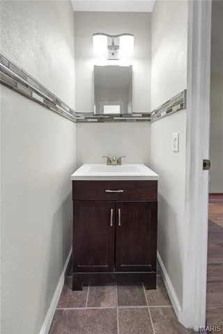 $200,000 | 45 Briarwood Drive, Belleville, IL 62223