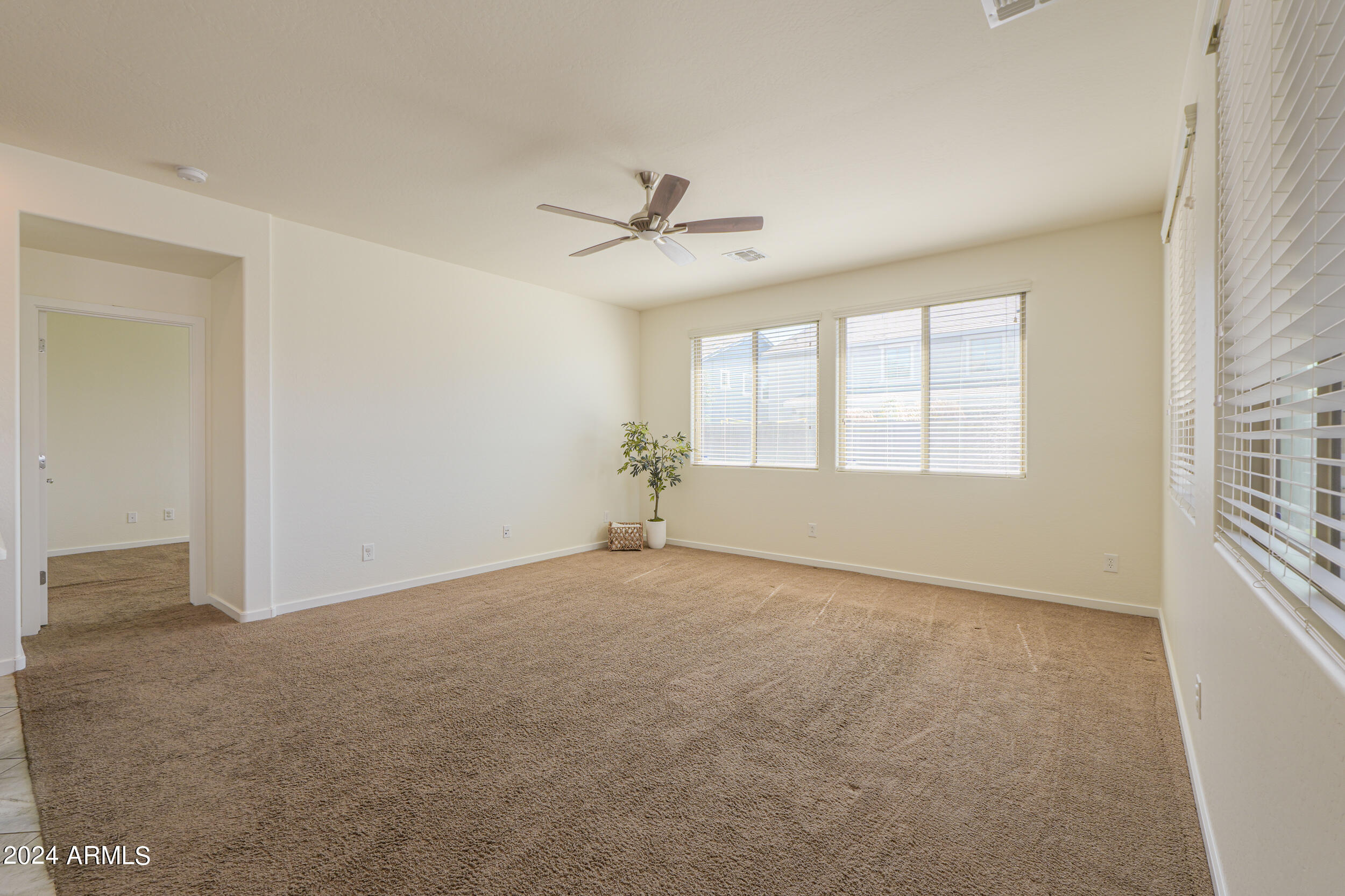 3025 East Rochelle Street Mesa, AZ 85213 - Photo 8 of 55 3025 E Rochelle St