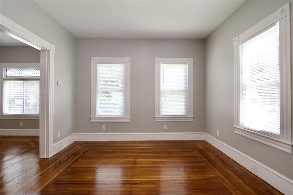 43 Princeton Street Springfield, MA 01109 - Photo 26 of 41