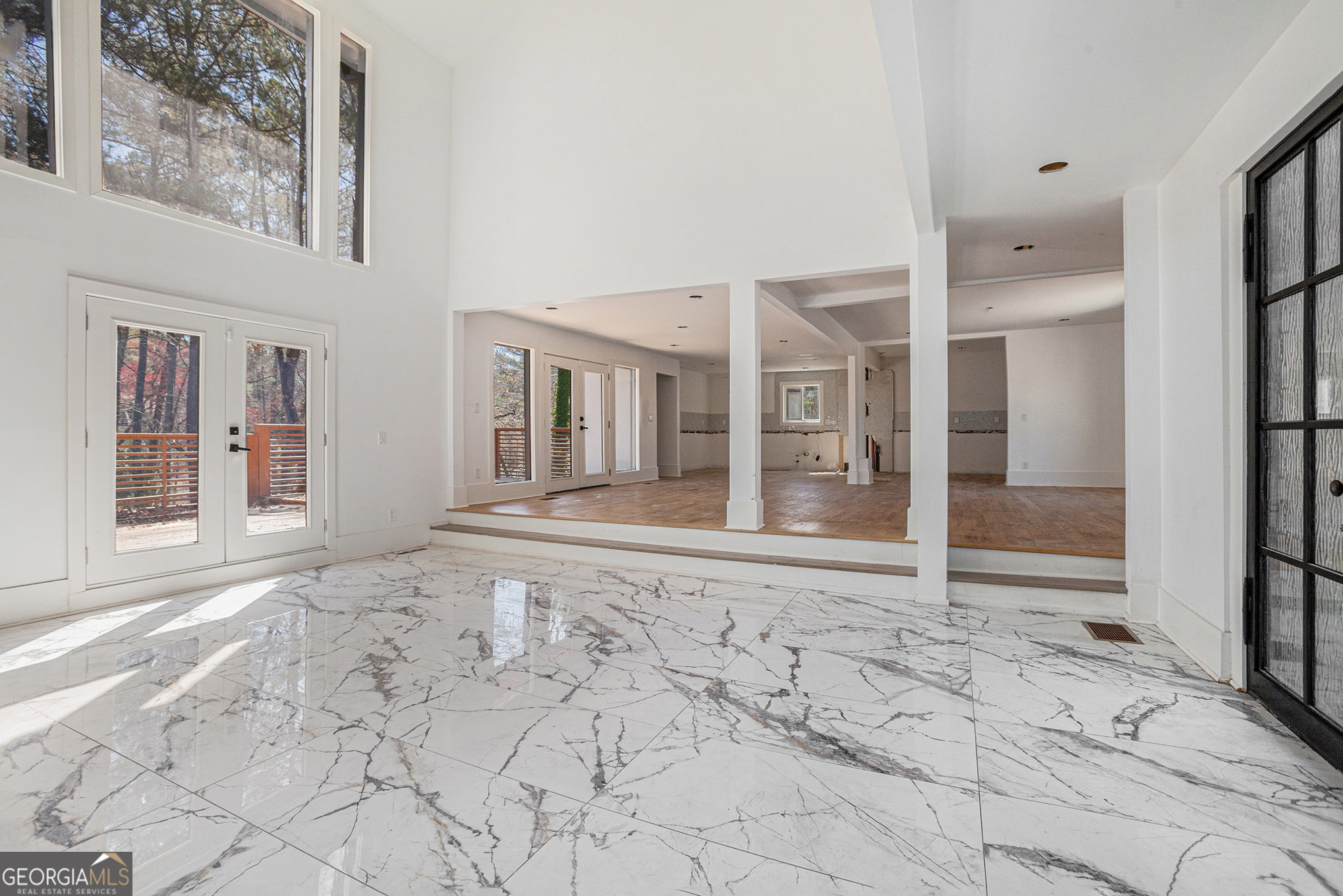 1620 Saddle Ridge Way Sandy Springs, GA 30350 - Photo 5 of 57