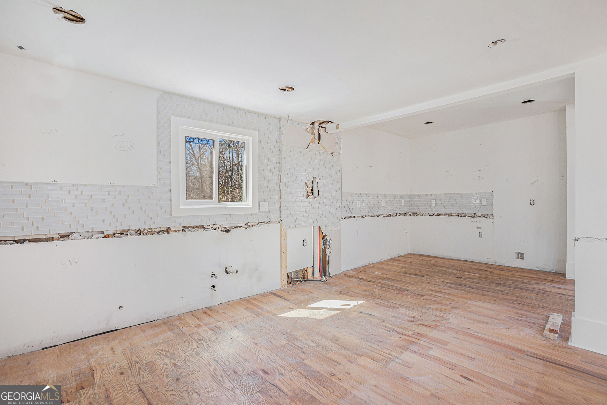 1620 Saddle Ridge Way Sandy Springs, GA 30350 - Photo 10 of 57