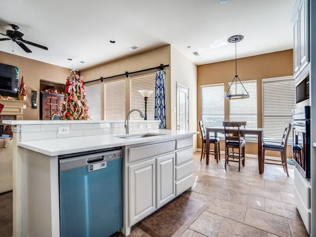 $630,000 | 369 Parkvillage Avenue, Fairview, TX 75069