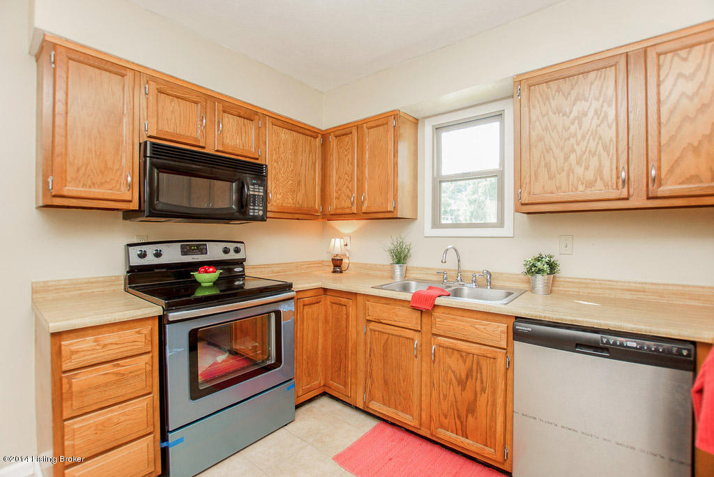 8909 Gutenberg Road Louisville, KY 40299 - Photo 17 of 53 Kitchen 1
