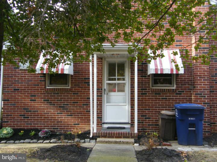 515 Lippincott Avenue Riverside, NJ 08075 - Photo 4 of 25 Exterior Side