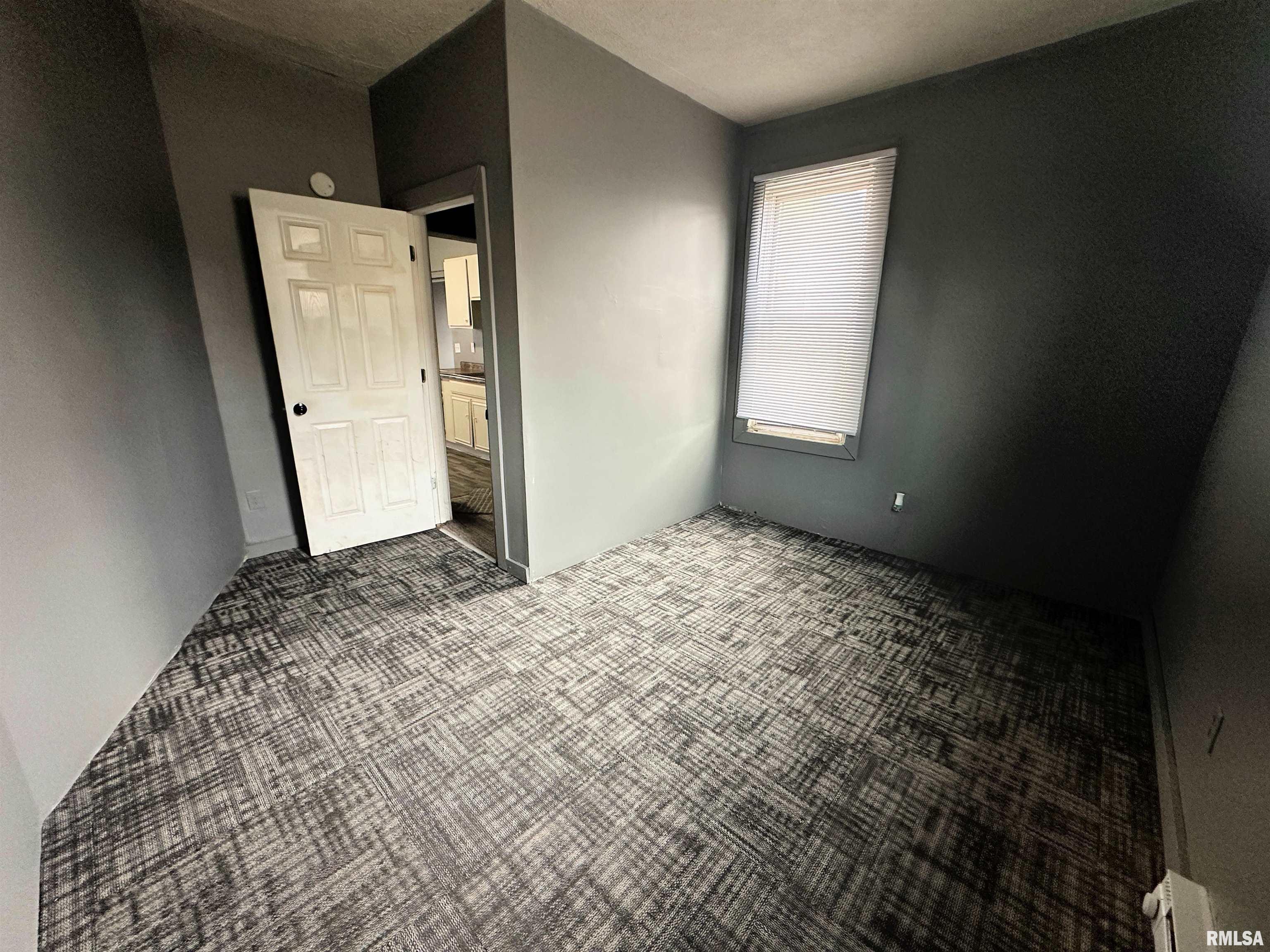 1702 East Carpenter Street Springfield, IL 62702 - Photo 4 of 6