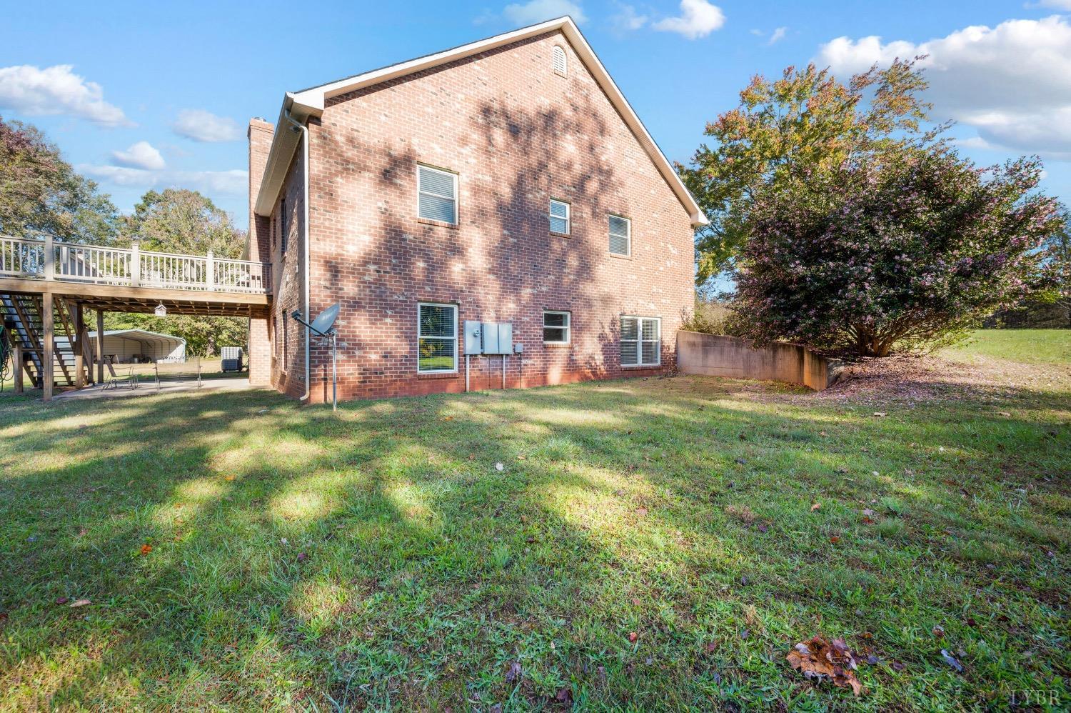 1740 White Road Forest, VA 24551 - Photo 14 of 57