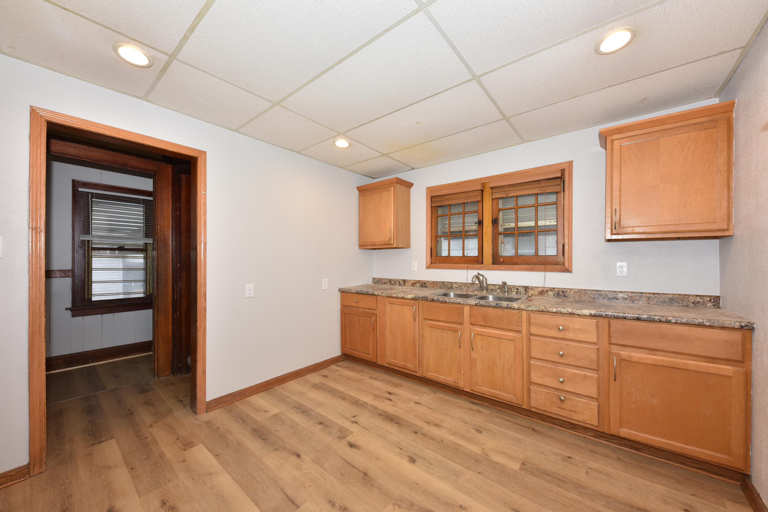 3936 North 28th Street Milwaukee, WI 53216 - Photo 8 of 25 EUP_2347