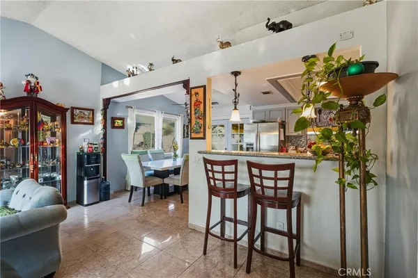 $600,000 | 10531 Elm Avenue, Bloomington, CA 92316