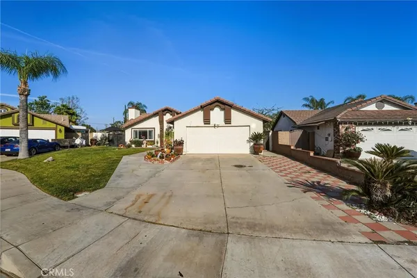 $600,000 | 10531 Elm Avenue, Bloomington, CA 92316