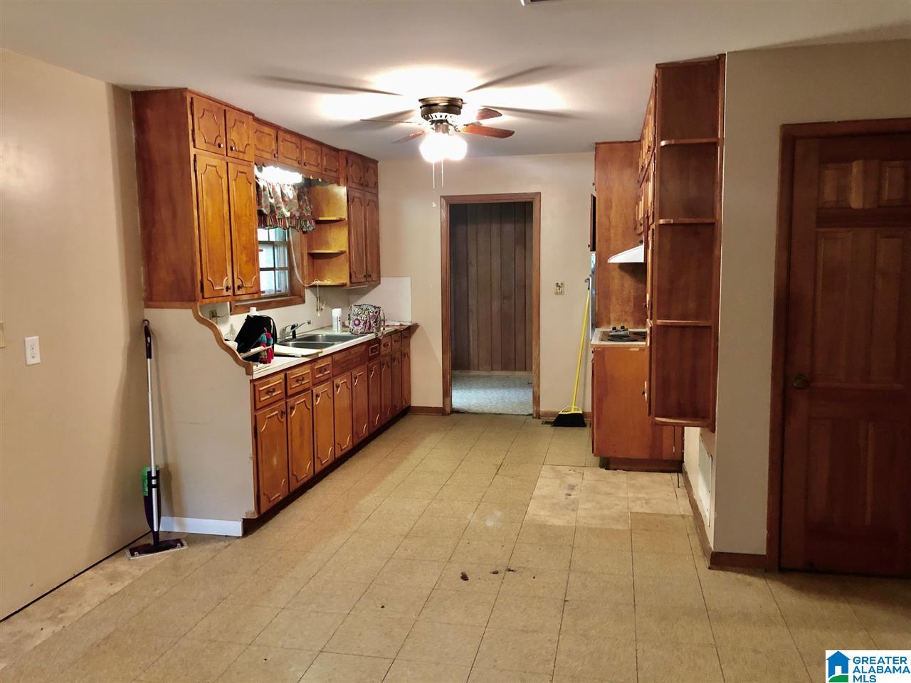 126 Willow Street Leeds, AL 35094 - Photo 6 of 17