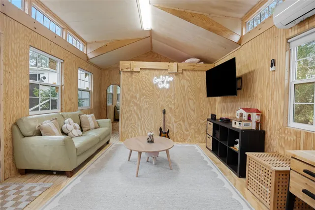 $155,000 | 56 Erin Drive, Huntsville, TX 77320