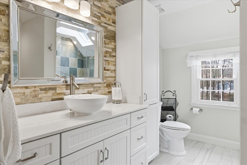 38 Old Farm Road Abington, MA 02351 - Photo 15 of 42