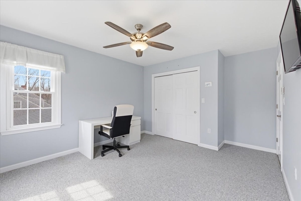 38 Old Farm Road Abington, MA 02351 - Photo 19 of 42