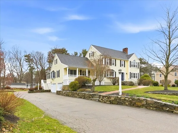 $1,175,000 | 38 Old Farm Road, Abington, MA 02351