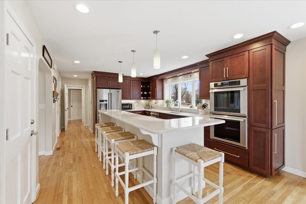 38 Old Farm Road Abington, MA 02351 - Photo 6 of 42