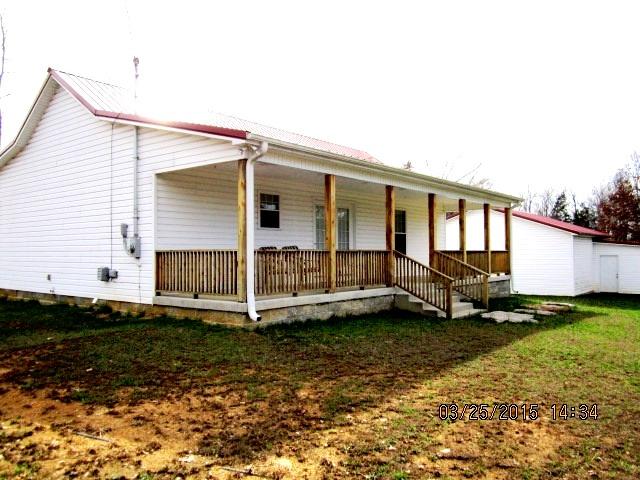 386 Union Road Shelbyville, TN 37160 - Photo 15 of 19 Back view of the house!