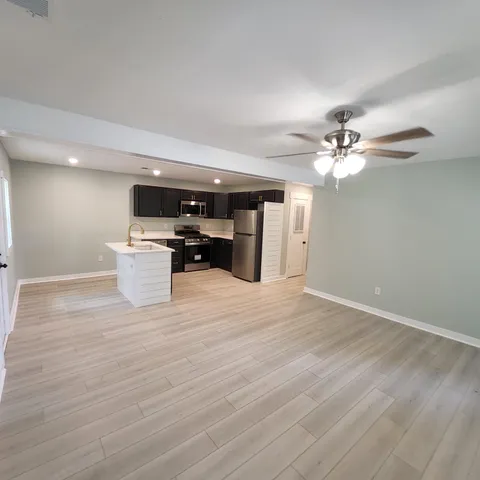 $189,900 | 202 East Huggins Street, Manning, SC 29102