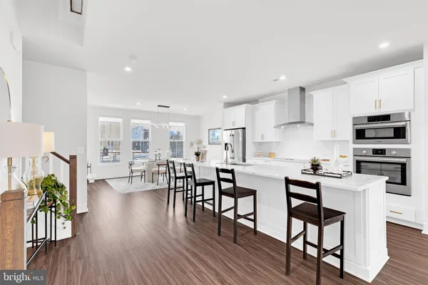 $4,900 | 13725 Aviation Place, Herndon, VA 20171