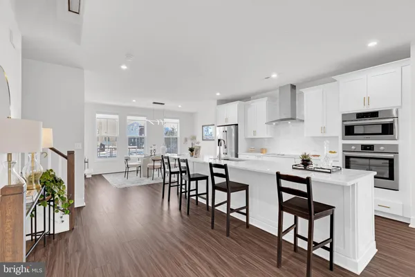 $4,900 | 13725 Aviation Place, Herndon, VA 20171