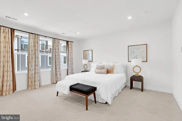 $4,900 | 13725 Aviation Place, Herndon, VA 20171