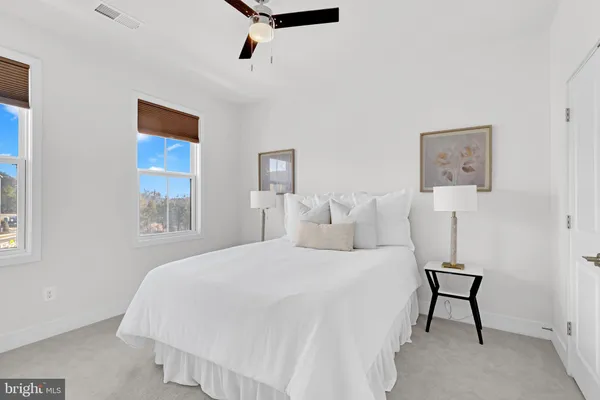 $4,900 | 13725 Aviation Place, Herndon, VA 20171