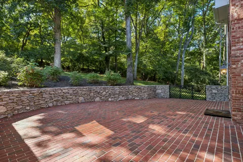 $2,799,999 | 209 Woodford Place, Nashville, TN 37215